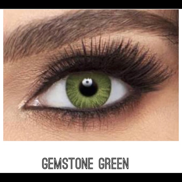 Beautiful Eyewear! - Picture 5 of 8